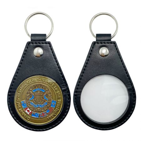 Læder udfordringsmøntsholder nøglering - PU læder souvenir møntsholder nøglering