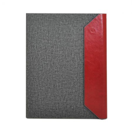 Caderno de couro sintético personalizado