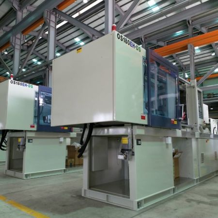 Why is the injection molding performance so important? - High-performance plastic injection molding machine can improve production efficiency.