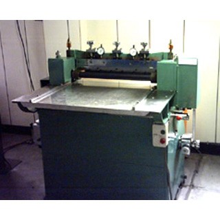 Máquina de corte automático con control de tiempo diferencial