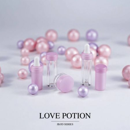 Love Potion (عبوة أكريليك لمستحضرات التجميل والعناية بالبشرة ذات سعة صغيرة)