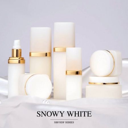 Koleksi Kemasan Kosmetik - Snowy White