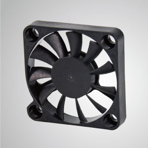 40mm x 40mm x 7mm Serisi DC Soğutma Fanı - TITAN- 40mm x 40mm x 7mm fanlı DC Soğutma Fanı, kullanıcının ihtiyacına yönelik çeşitli modeller sunar.