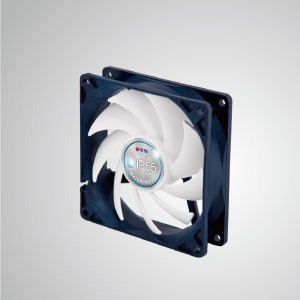 Ventilador de carcasa resistente al agua y al polvo de 12V DC / 92mm - TITAN- El ventilador de enfriamiento IP55 resistente al agua y al polvo es adecuado para ambientes húmedos/polvorientos o instrumentos precisos.