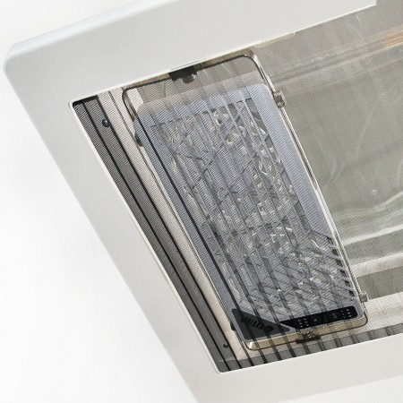 Der Fenster-Rack-Montage-Lüfter passt für Fensterfilter, ohne dass der Doppelventilator demontiert werden muss.