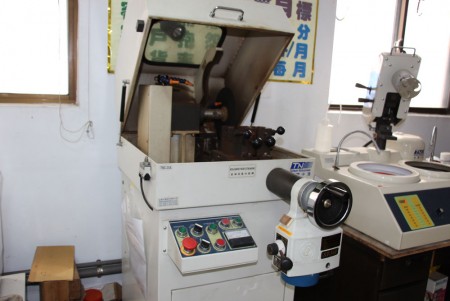 Metallographic precise cutting machine