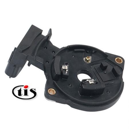 Crank Angle Sensor J885 - Crank Angle Sensor J885 for Mazda