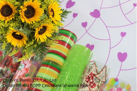 Printed BOPP Cellophane Wrapping Paper - Cut flower bouquet wrapped with design printed clear cellophane wrapping paper