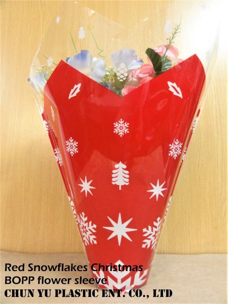 wrapped bouquet in red Snowflakes Christmas BOPP flower sleeve