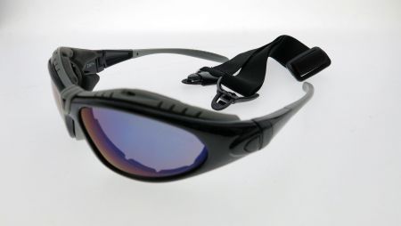 نظارات السلامة مع حشية
(صنع في تايوان) - نظارات السلامة مع حشية
(صنع في تايوان)